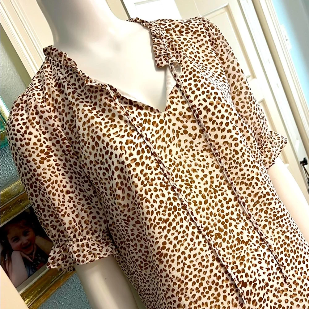 Leopard Print Ruffle V-Neck Women’s Blouse - Cream and Brown J Crew Medium #EE